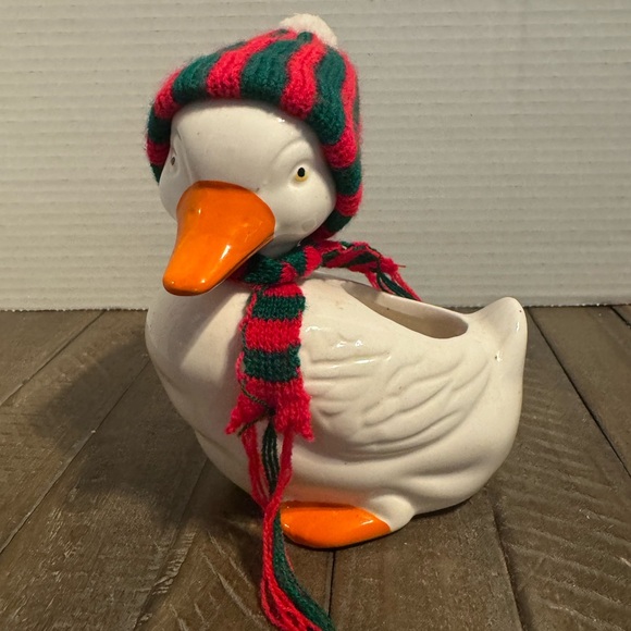 VTG Christmas Duck Duckling Planter Vase - Picture 1 of 9